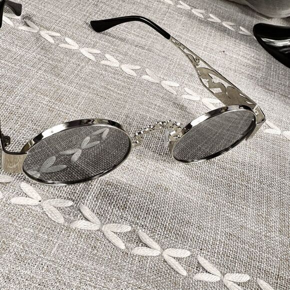 Zara Silver Safari Sunglasses with Black Accents - Picture 6 of 15